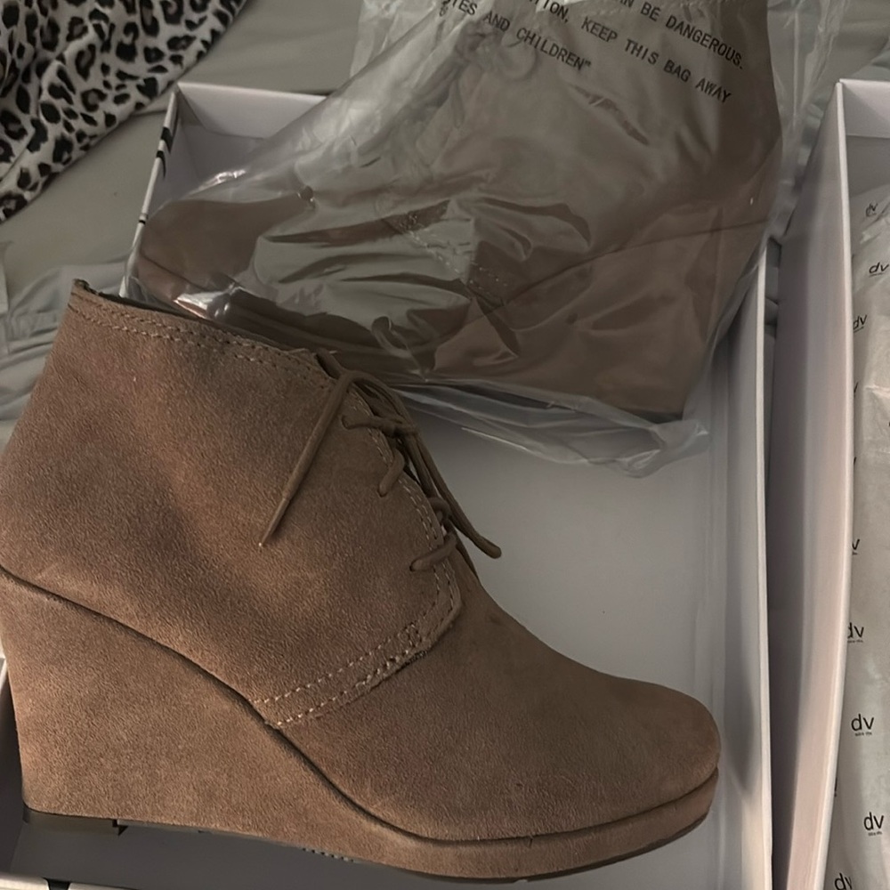 Dolce Vita Palomi Dolce Vita Wedge Booties
